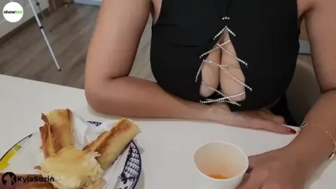 Oyunculara Bacınızı Sikerim Dedi Kendi Bacısı Arkasında Sikişti